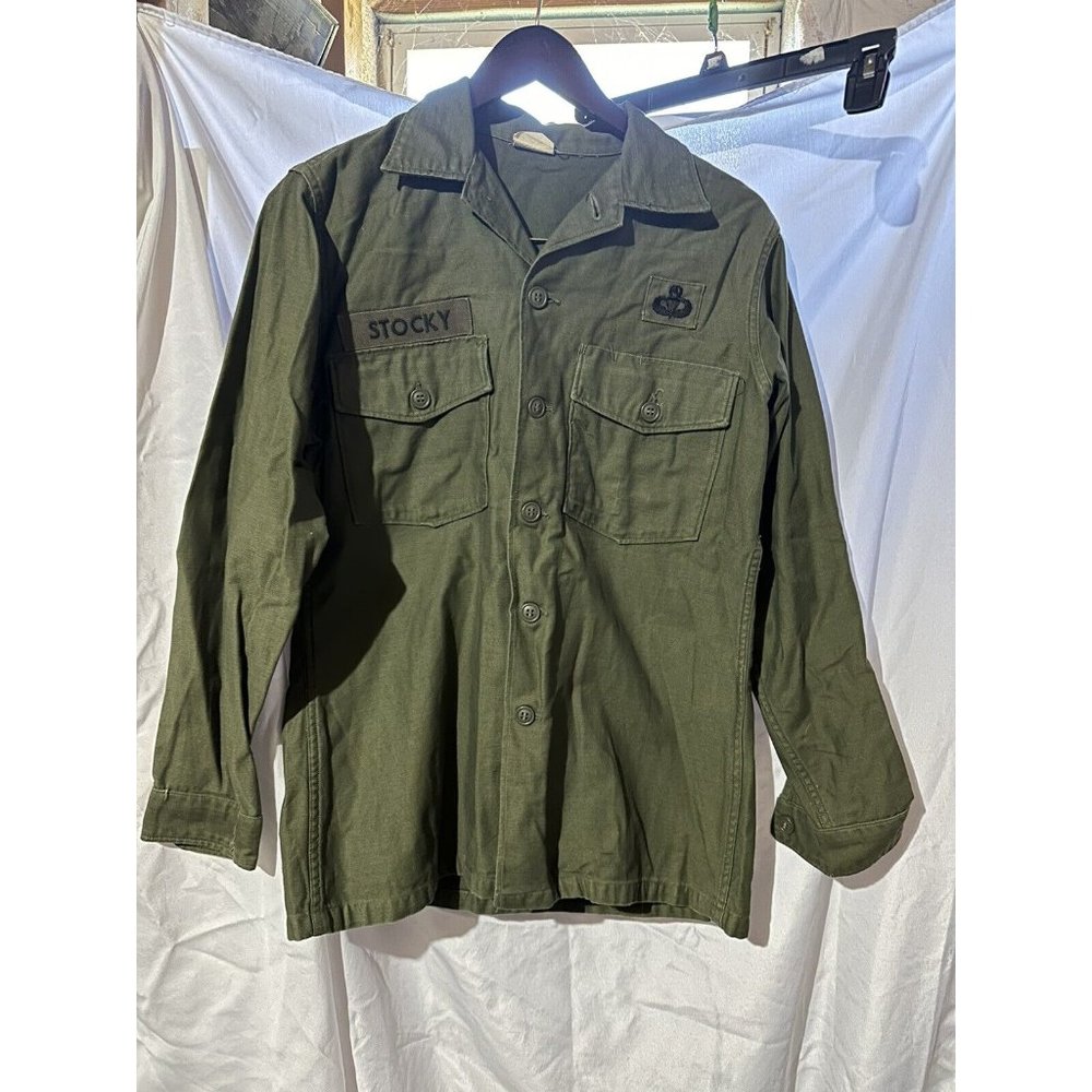 VTG US Army OG-107 Utility Shirt Cotton Sateen Vietnam NAMED w/ Master Parachute